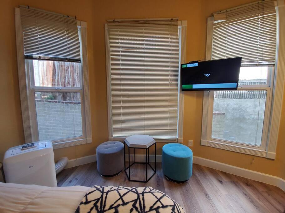 Centrally Located Studio And Cozy Place Perfect For Travelers And Couples! Located In San Diego Downtown! Perfect For Your Quick Getaway!アパートメント エクステリア 写真