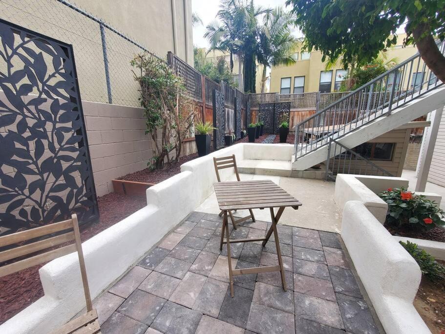 Centrally Located Studio And Cozy Place Perfect For Travelers And Couples! Located In San Diego Downtown! Perfect For Your Quick Getaway!アパートメント エクステリア 写真